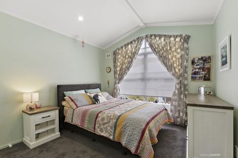 Photo of property in 3 Hislop Way, Johnsonville, Wellington, 6037