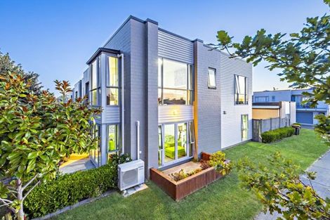 Photo of property in 65 Popokatea Drive, Takanini, 2112