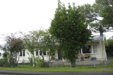 Photo of property in 183 Commercial Street, Takaka, 7110