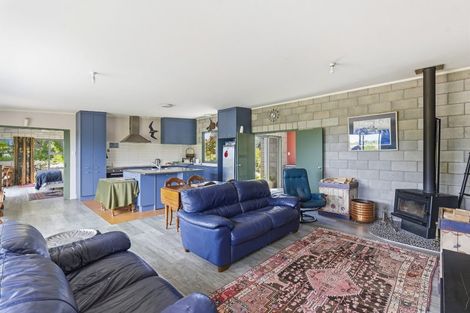 Photo of property in 171 Paetawa Road, Peka Peka, Waikanae, 5391