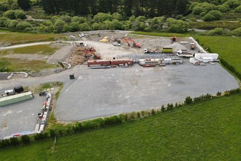 Photo of property in 1684 State Highway 2, Kaitoke, Upper Hutt, 5018