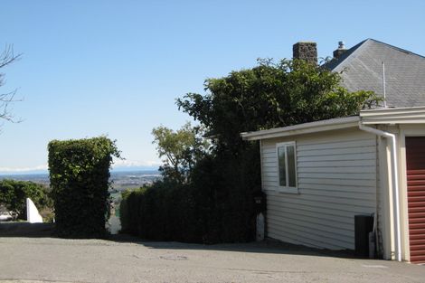 Photo of property in 82 Dyers Pass Road, Cashmere, Christchurch, 8022