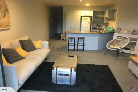 Photo of property in Paramount Apartments, 11/281 Maunganui Road, Mount Maunganui, 3116