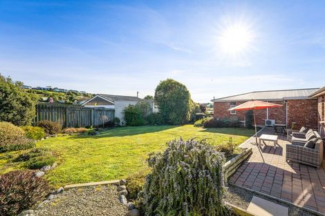 Photo of property in 17 Harbour Terrace, Kakanui, Oamaru, 9495
