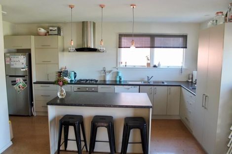 Photo of property in 80 Daniels Road, Redwood, Christchurch, 8051