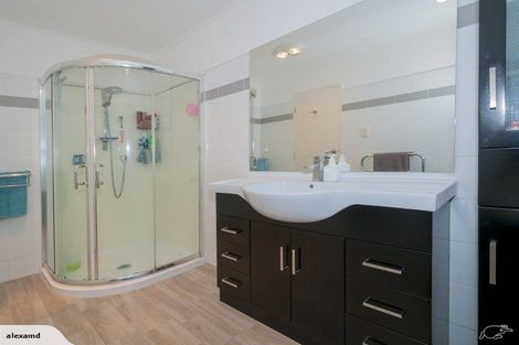 Photo of property in 41 Viewmont Drive, Harbour View, Lower Hutt, 5010