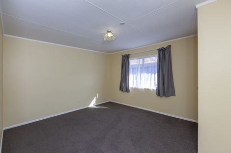 Photo of property in 5 Ruahine Street, Paraparaumu, 5032