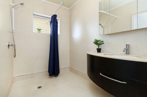 Photo of property in 12 Raukawa Grove, Trentham, Upper Hutt, 5018
