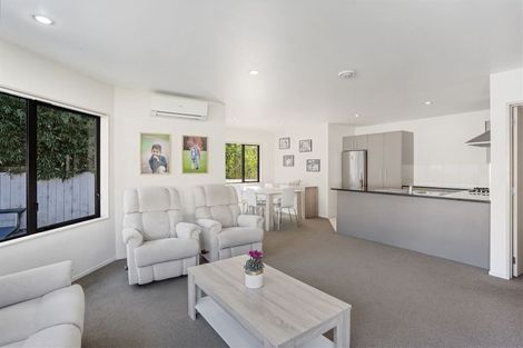 Photo of property in 316 Triangle Road, Massey, Auckland, 0614