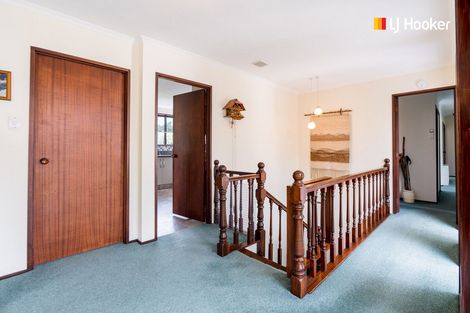 Photo of property in 71 Glenross Street, Glenross, Dunedin, 9011