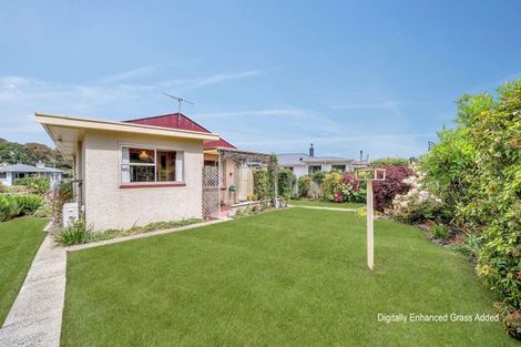 Photo of property in 12 Oxford Street, Holmes Hill, Oamaru, 9401