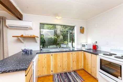 Photo of property in 28b Riversdale Drive, Merrilands, New Plymouth, 4312