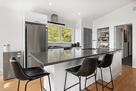 Photo of property in 15 Finlow Drive, Te Atatu South, Auckland, 0610