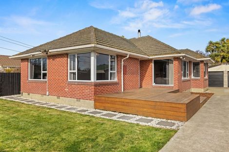 Photo of property in 4 Erin Crescent, Mairehau, Christchurch, 8013