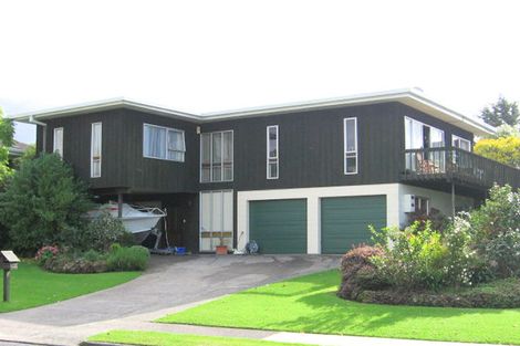 Photo of property in 41 Maxwelton Drive, Mairangi Bay, Auckland, 0630