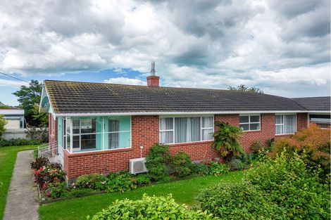 Photo of property in 2 Betten Street, Waimate, 7924