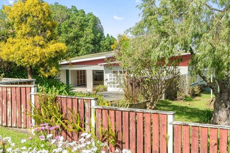Photo of property in 30 Manganese Point Road, Tamaterau, Whangarei, 0174