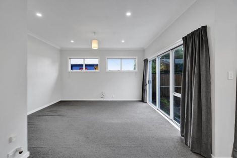 Photo of property in 55 Mill Road, Lower Vogeltown, New Plymouth, 4310