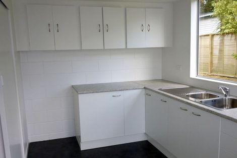 Photo of property in 2/27 Brandon Road, Glen Eden, Auckland, 0602