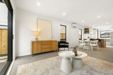 Photo of property in 40 Koura Road, Flat Bush, 2019