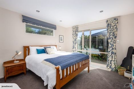 Photo of property in 96 Broadhaven Avenue, Parklands, Christchurch, 8083