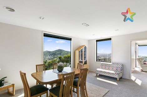 Photo of property in 1 Mewburn Rise, Karori, Wellington, 6012