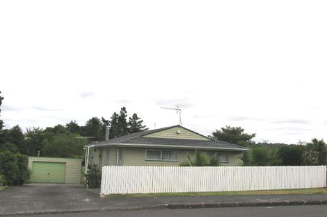 Photo of property in 7 Papa Place, Birkdale, Auckland, 0626