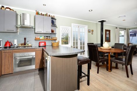 Photo of property in 49a Helena Street, Massey, Auckland, 0614