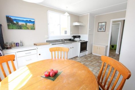 Photo of property in 5 Tararua Place, Tokoroa, 3420