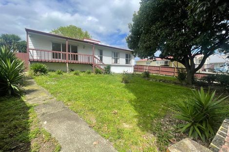 Photo of property in 7 Aden Place, Clendon Park, Auckland, 2103