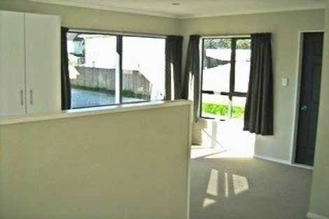 Photo of property in 24 Larsen Street, Otara, Auckland, 2025