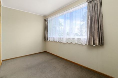 Photo of property in 1 Gifford Place, Utuhina, Rotorua, 3015