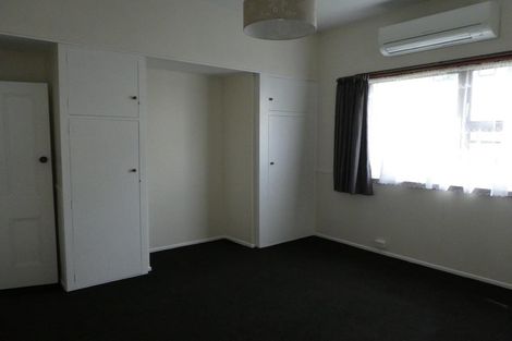 Photo of property in 10 Defoe Place, Waltham, Christchurch, 8023