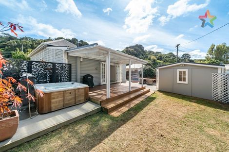 Photo of property in 32 Riddlers Crescent, Petone, Lower Hutt, 5012