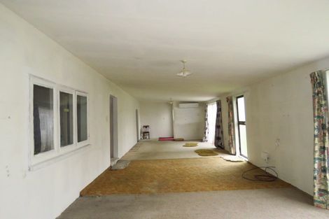 Photo of property in 17 Ives Street, Hector, 7822