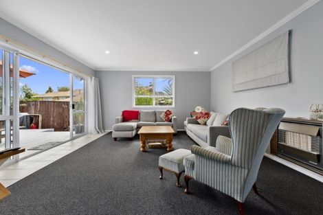 Photo of property in 29 Pulham Crescent, Queenwood, Hamilton, 3210