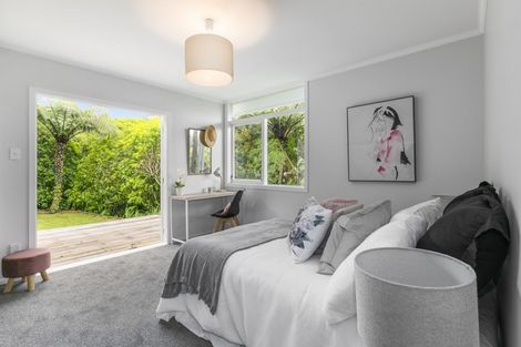 Photo of property in 156 Miromiro Road, Normandale, Lower Hutt, 5010