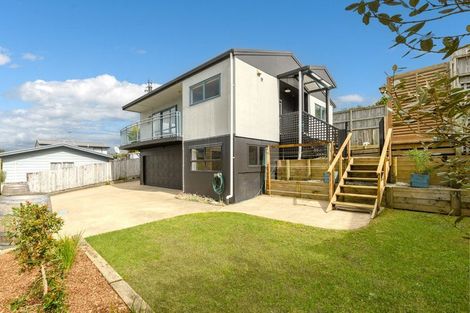 Photo of property in 6b Ranginui Road, Welcome Bay, Tauranga, 3112