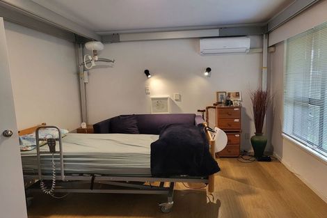 Photo of property in 154 Everglade Drive, Totara Heights, Auckland, 2105