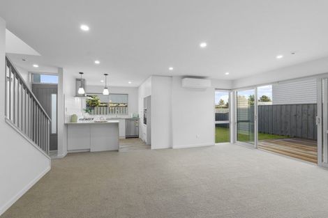Photo of property in 27 Kakapo Lane, Redwood, Christchurch, 8051