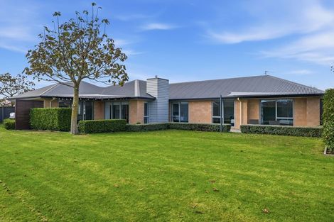 Photo of property in 35 Jacks Drive, West Melton, 7618
