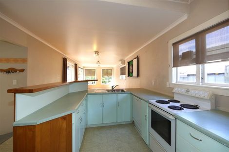 Photo of property in 214 Mayfair Avenue, Mayfair, Hastings, 4122