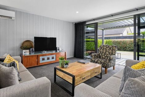 Photo of property in 8 Sentinel Court, Flagstaff, Hamilton, 3210