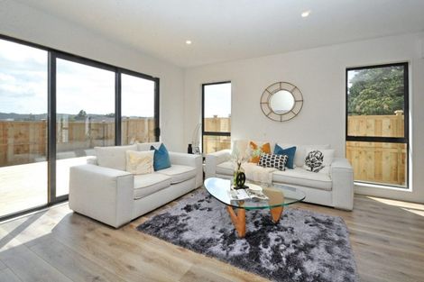 Photo of property in 93 Nobilo Road, Kumeu, 0810