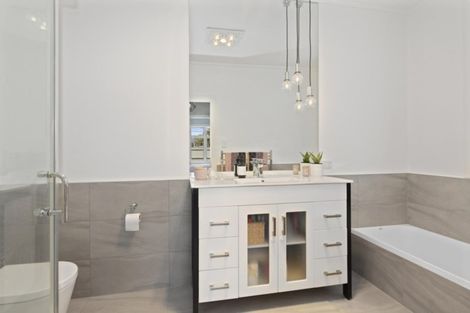 Photo of property in 21 Pilmuir Street, Hutt Central, Lower Hutt, 5010