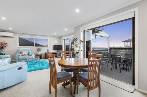 Photo of property in 16 Benmore Crescent, Pyes Pa, Tauranga, 3112