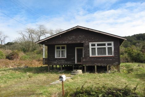 Photo of property in 30 Oxford Street, Taylorville, Greymouth, 7805