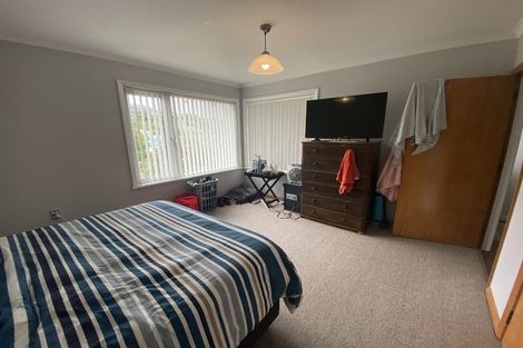 Photo of property in 3 Pembroke Street, Tawa, Wellington, 5028