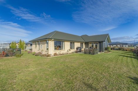 Photo of property in 12 Asher Avenue, Te Anau, 9600