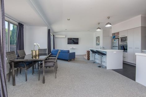 Photo of property in 31 Grandvista Drive, Green Island, Dunedin, 9018